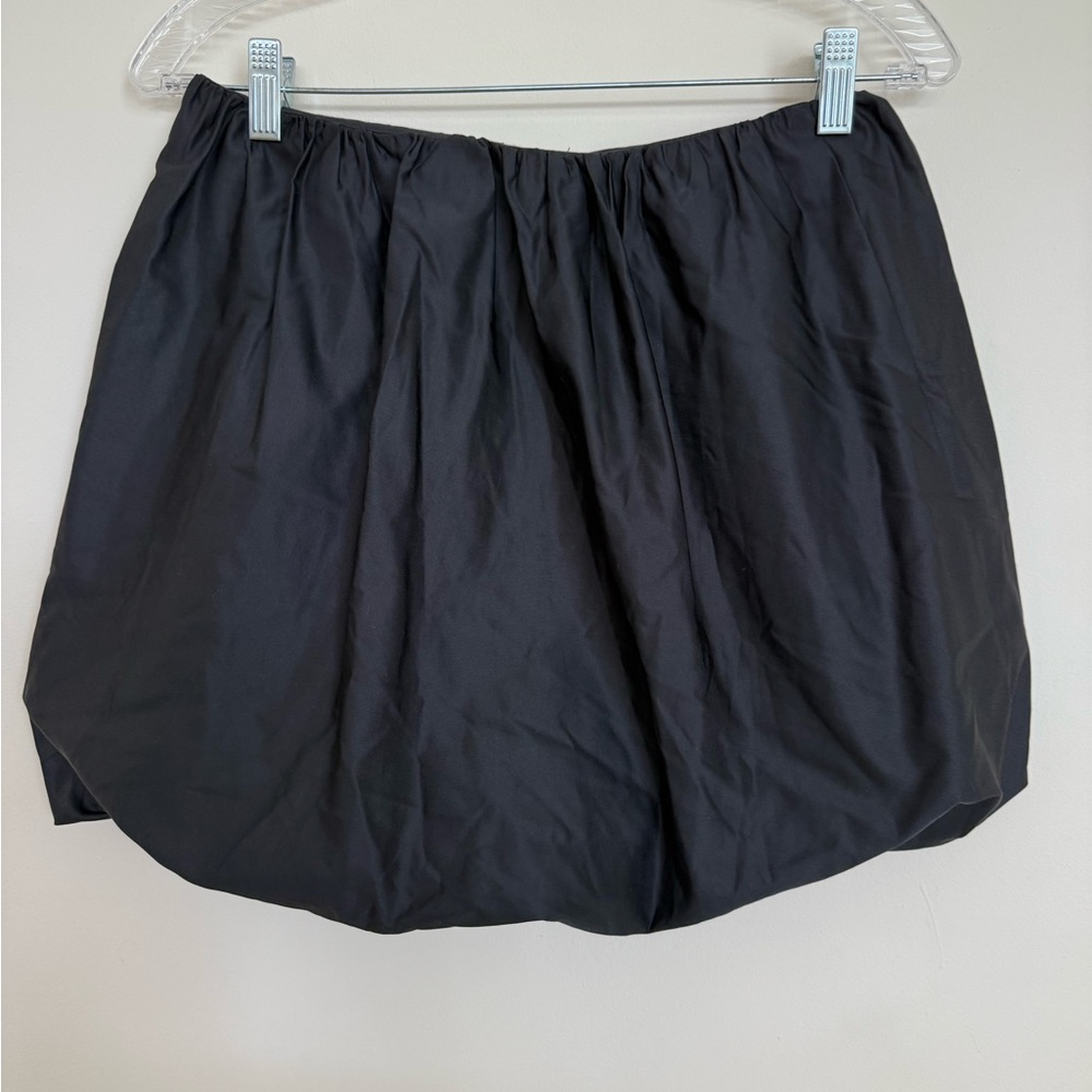 Black bubble skirt